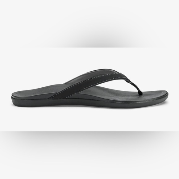 OluKai Ho’Opio Women's Black Sandals - Picture 2 of 7